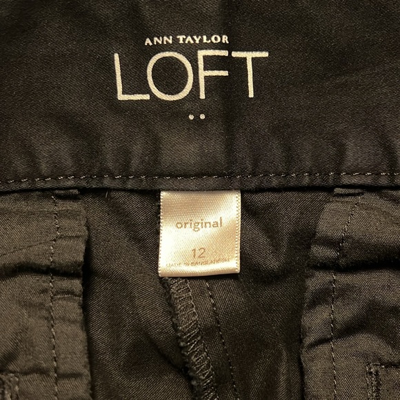 Ann Taylor LOFT Original Trousers. Size 12. Bootcut. - Picture 11 of 14